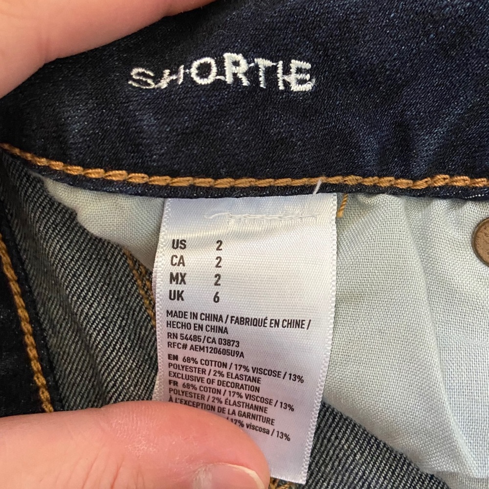 American Eagle High Waisted Shortie - Picture 2 of 3